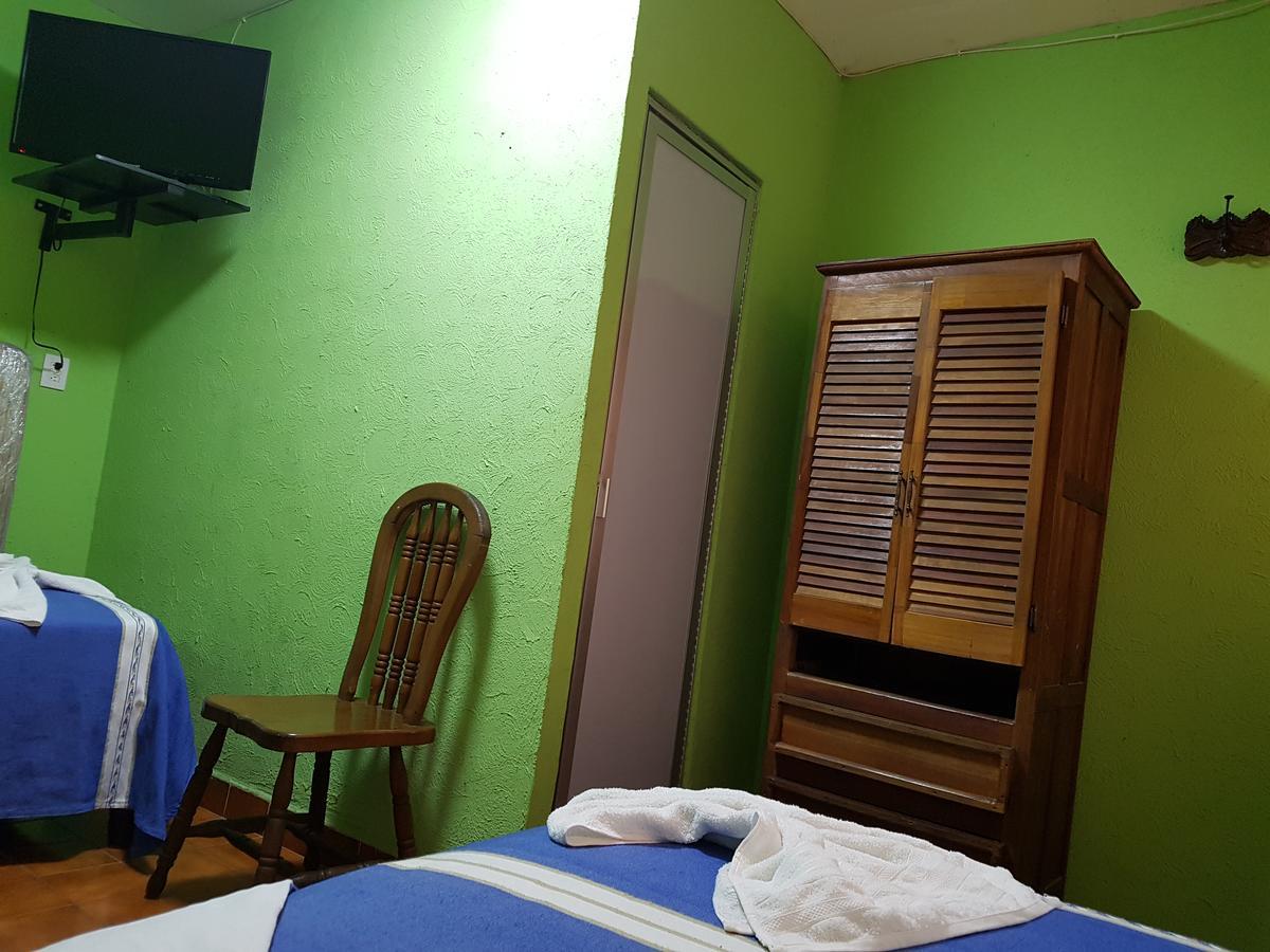 Hotel Nuevo Cupatitzio Uruapan  Buitenkant foto